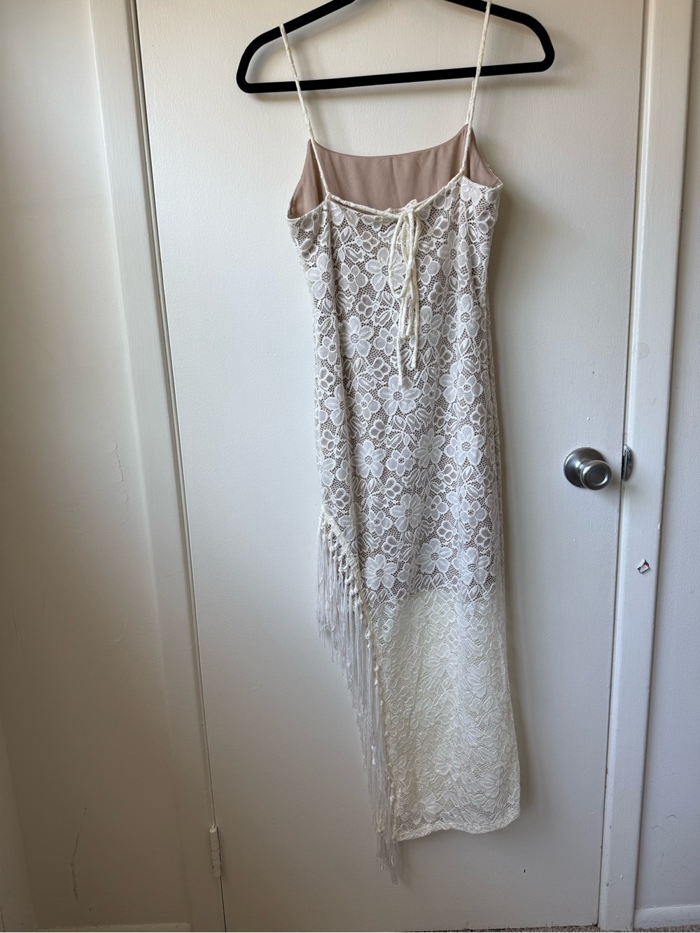 Endless Blu White Lace Slip Dress with Floral Overlay - Picture 4 of 6